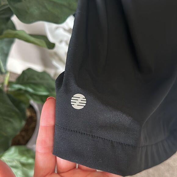 Z by Zella Lightweight Popover Tunic - Picture 7 of 9